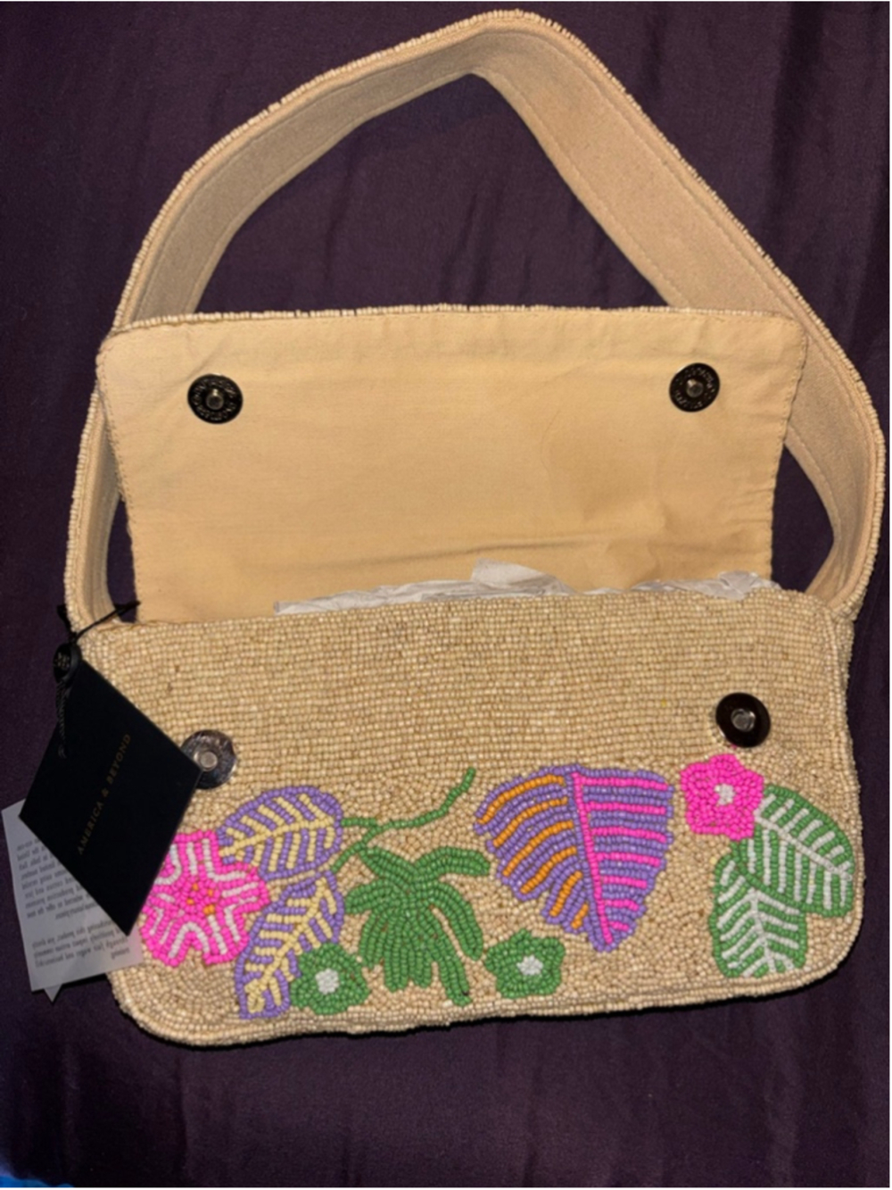 New VIRAL Hand Beaded Perfect Vacation Cheetah Shoulder Bag by America & Beyond - Picture 9 of 11
